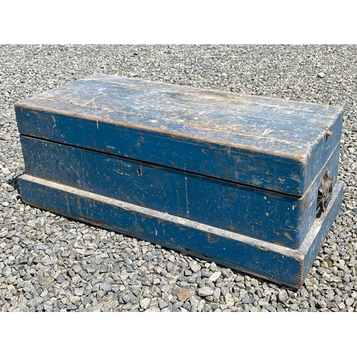 205 - A blue painted pine box and contents of joiner's tools. Height 30cm, width 76.5cm, depth 36cm.