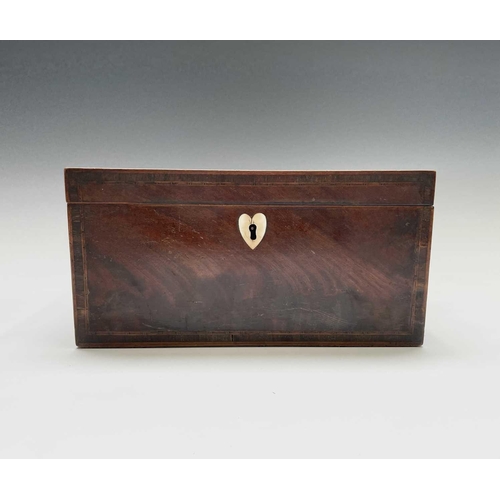 225 - A George III mahogany, rosewood banded and inlaid tea caddy, with central shell inlay and heart shap... 