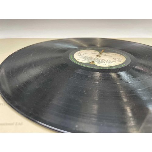 250 - Vinyl - The Beatles 'The Beatles' ('The White Album'), No. 0528320, the records in black inner sleev... 