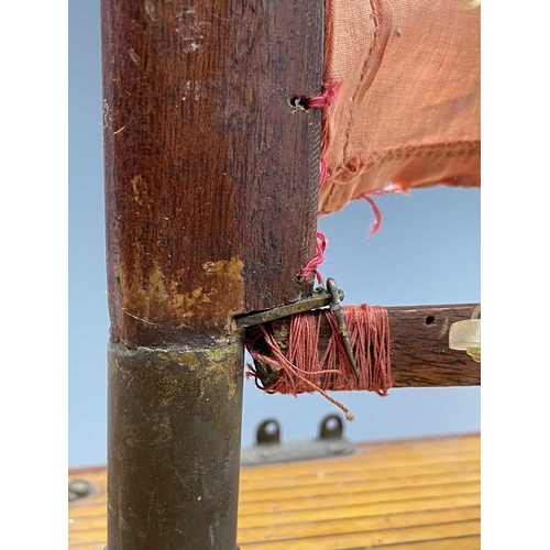 260 - A painted wooden pond yacht, with simulated planked deck, white and green hull and leaded keel, widt... 