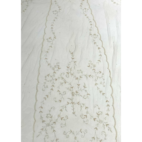 2813 - Wedding Attire - A circa 1930s tulle wedding veil with floral embroidery. Length 250cm, maximum widt... 