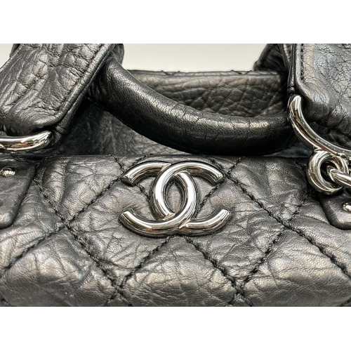 2830 - Chanel Bowling handbag, manufactured 2008/2009 with authenticity card, corresponding serial number a... 