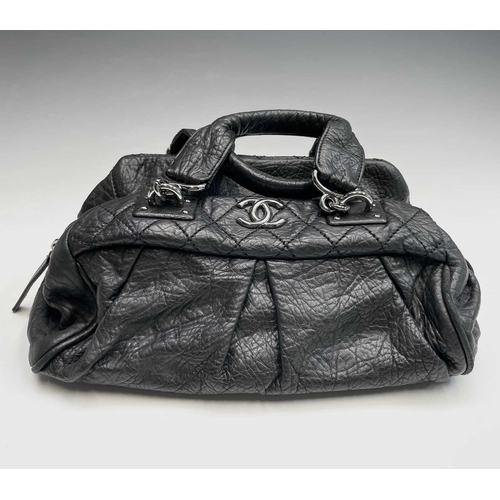 2830 - Chanel Bowling handbag, manufactured 2008/2009 with authenticity card, corresponding serial number a... 