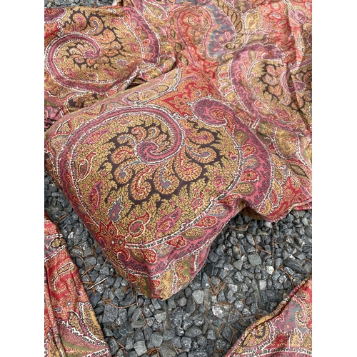 2838 - Vintage Liberty paisley fabric - a set of large sofa cushion covers, and four small cushion covers, ... 