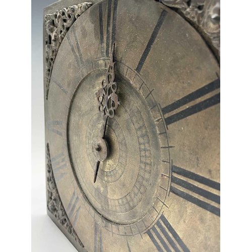 2913 - An early 18th century brass thirty-hour wall clock movement, the 9