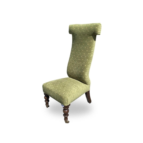 3018 - A Victorian mahogany prayer chair, with padded back and seat on turned tapering front legs, height 1... 