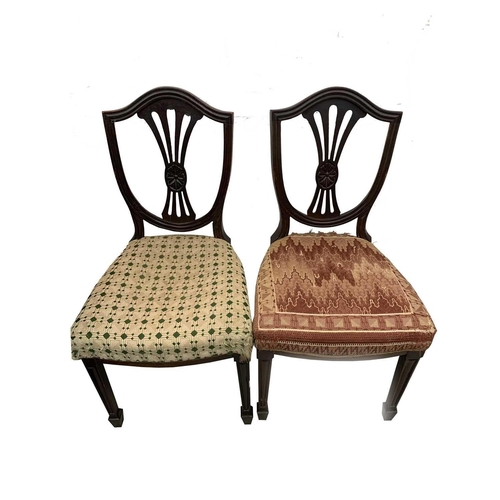 3019 - A set of four Edwardian mahogany Hepplewhite style dining chairs, with shield backs and upholstered ... 