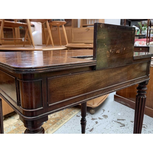 3029 - An early 19th century mahogany side table, in the manner of Gillows, the reeded top with a hinged co... 