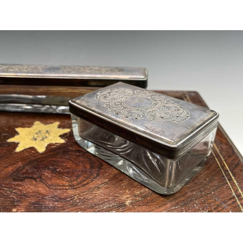 305 - A Victorian rosewood and brass inlaid vanity box, with partially fitted interior, width 32cm. Proven... 