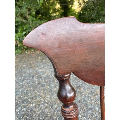 3052 - A Windsor type chair, possibly American, early 20th century, with circular 'penny' seat and shaped t... 