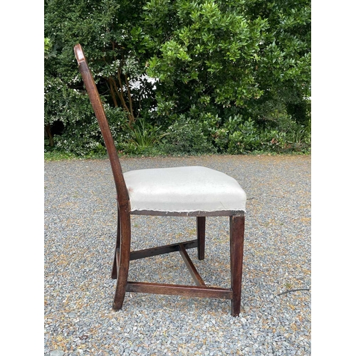 3089 - A set of ten Hepplewhite style mahogany dining chairs, circa 1900, the shield shape backs with pierc... 