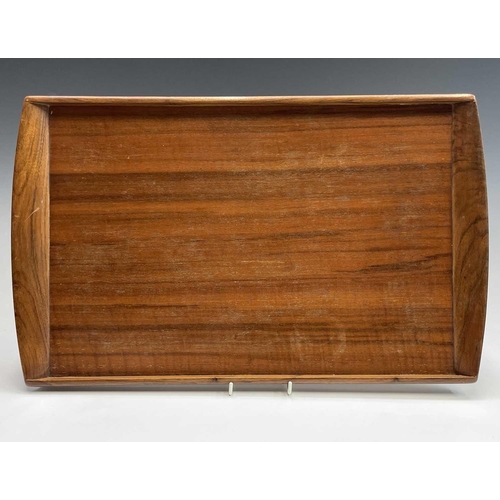 3101 - A Robin Nance walnut and veneered tea tray, rectangular, stamped Robin Nance St Ives D. Care, 55X34c... 