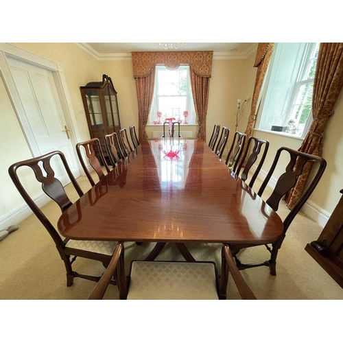 3120 - A substantial Regency style mahogany twin pedestal dining table, by William Tillman mid 20th century... 