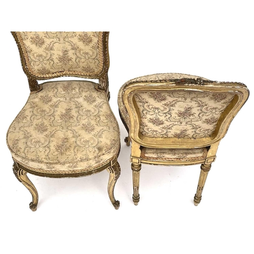 3172 - A Pair of 19th century French giltwood salon chairs with tapestry upholstered seats and backs, on ca... 