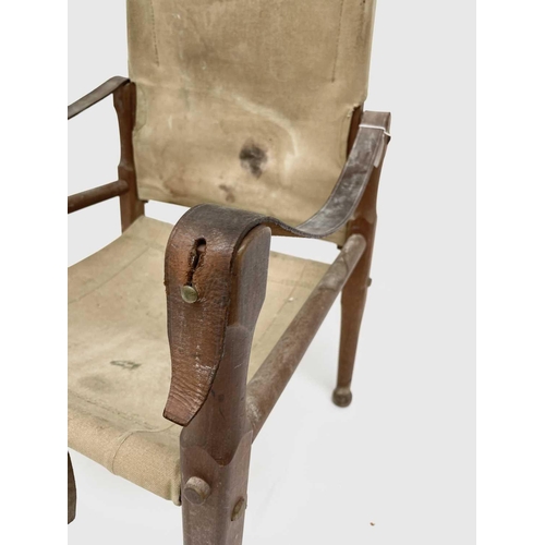 3194 - A WWI beech, leather and canvas campaign chair, the back inscribed J.E.A.Wigginton Royal Engineers, ... 