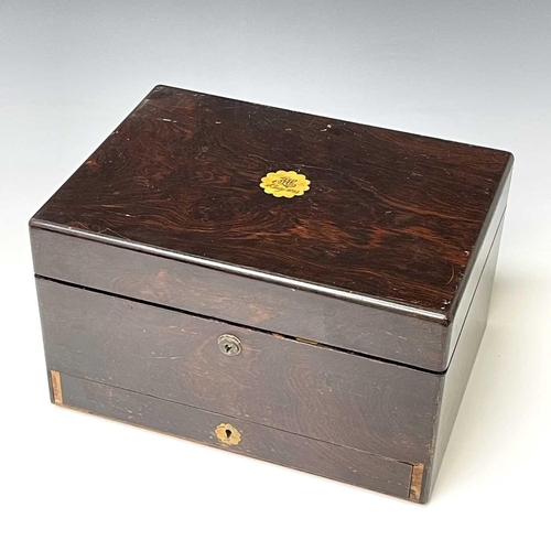 480 - An early Victorian rosewood vanity box, the interior with silver plated fittings and lower tray, wid... 