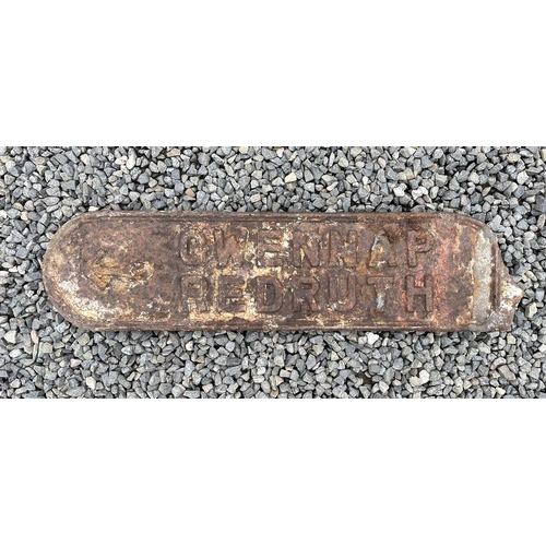 637 - A vintage cast iron finger post road sign, Gwenap-Redruth, Lamorran-Ruan with diamond topped post, h... 