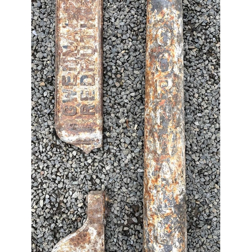 637 - A vintage cast iron finger post road sign, Gwenap-Redruth, Lamorran-Ruan with diamond topped post, h... 