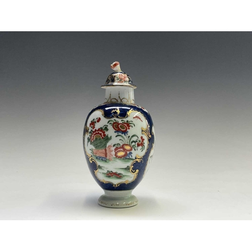 914 - A Worcester porcelain tea caddy and cover, circa 1780, of fluted ovoid form, decorated with Kakiemon... 