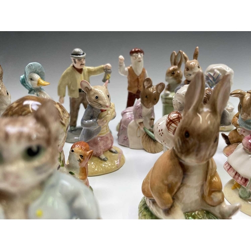 972 - A collection of twenty-four Beswick Beatrix Potter figures (box).