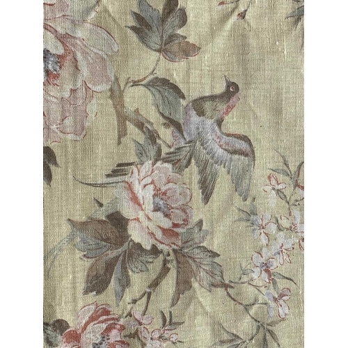 2840 - A bolt of Linen Union floral design upholstery fabric, approximately 10 metres.