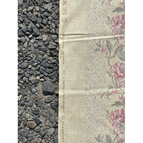 2840 - A bolt of Linen Union floral design upholstery fabric, approximately 10 metres.