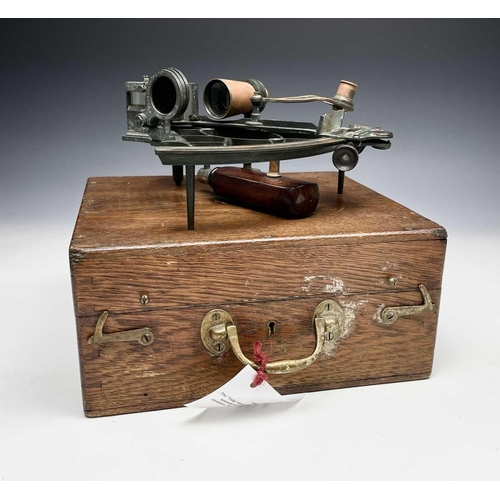 325 - An early 20th century sextant by Heath & Co Ltd, Crayford London, made for T. Bassnett Limited Liver... 