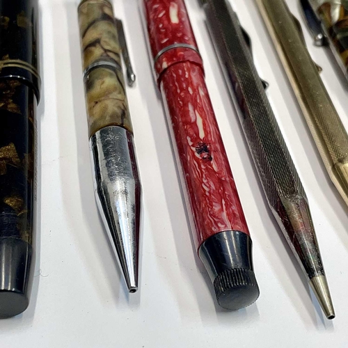 54 - A Watermans fountain pen, three others, a silver Yard-o-led pencil and two others (7).