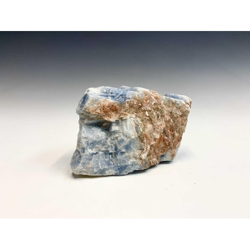 98 - An interesting collection of eight identified mineral specimens comprising, mica schist, stilbite, b... 