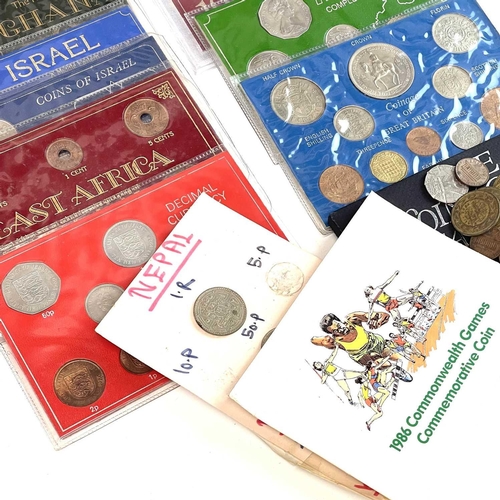 135 - Proof and Uncirculated Coin Sets. Containing: G.B Royal Mint Proof 1982 and 1983 sets, Royal Mint un... 