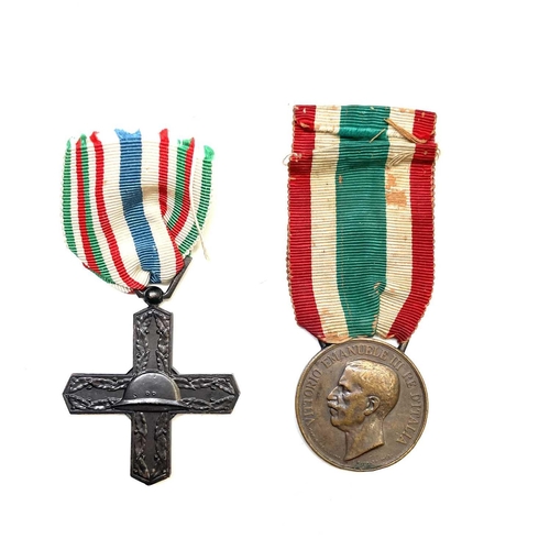 212 - Italy WWI Medals - 5 Medals. Croce di Guerra, War Medal, United Italy Medal, Italian Inter Allied Vi... 