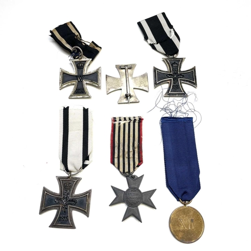 227 - Germany - Prussia WWI Medals - 6 Medals. Iron Cross 2nd Class Combattants Ribbon, Order of the Iron ... 