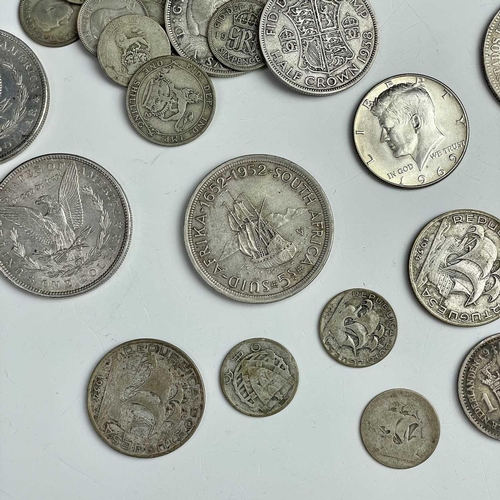 47 - British and World Silver Coinage. Lot comprises £1.87 of pre 1947 GB silver coins, 55p of pre 1920 G... 