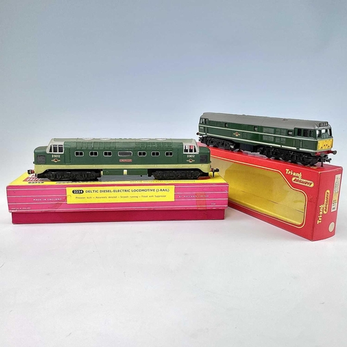 526 - Hornby Dublo Deltic Diesel and Triang AIA-AIA Diesel. Comprising boxed 2234 Deltic D9012 