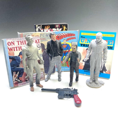 623 - UK Garage Kit Figures 