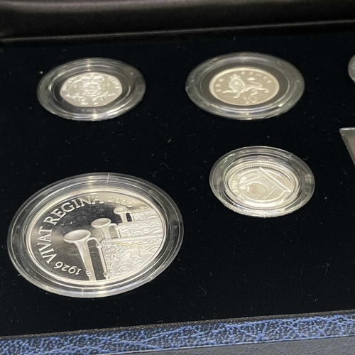 70 - Silver Proof (including Maundy) Queen's 80th Birthday Great Britain 2006 Cased Collection. A fine pr... 