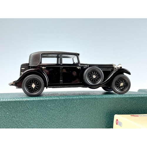 724 - Lansdowne Boxed Models 1:43 Scale. Comprising1930 Bentley 8 Litre WMTC 2009 25th anniversary (Silver... 