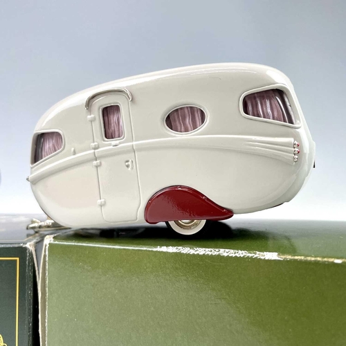 725 - Lansdowne Boxed Models 1:43 Scale. Comprising 1956 Willerby Vogue Caravan ref LDM 17 plus 1956 Wille... 