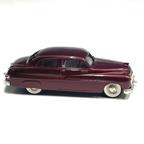 733 - Brooklin Boxed 1:43 Scale Models. Comprising 1946 Mercury Sportsman Modelex 98 (ref BRK 69X) plus 19... 