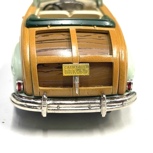 733 - Brooklin Boxed 1:43 Scale Models. Comprising 1946 Mercury Sportsman Modelex 98 (ref BRK 69X) plus 19... 