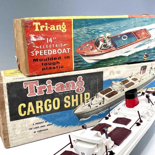 745 - Tri-Ang Ships / Boats. Boxed cargo ship - M.S. Ocean Merchant and 14