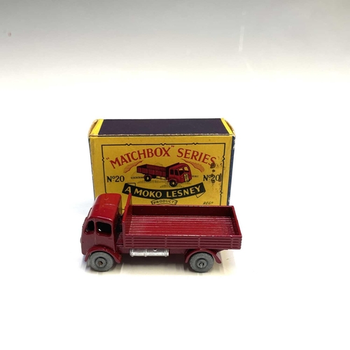 746 - Matchbox, Lesney 1-75 Series. Comprising Models no.20 ERF Lorry (box slight creasing and marks), no.... 