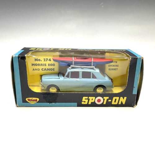 751 - Spot-On Toy. no.274 Morris 1100 with canoe and oar on roofrack, model mint, box has slight marks.