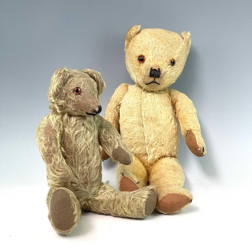 782 - Teddy Bears (x2). Comprising: 1: Teddy Bear - 50cm long plush covered, movable limbs, somewhat play ... 