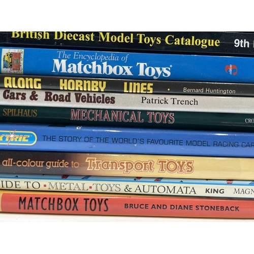 786 - Toy Reference Books. Including - Collecting Pelham Puppets, Scalextric, Matchbox Toys, Along Hornby ... 