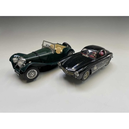 788 - Burago 1/18 Scale Die Cast Cars (x4) etc. Comprising: Jaguar SS100, Ferrari Testarossa, Mercedes Ben... 