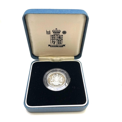 79 - G.B Silver Proof £1 and 10 Pence 2 Coin Sets. Comprising 1987 silver proof £1, 1992 silver proof £1,... 