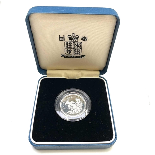 79 - G.B Silver Proof £1 and 10 Pence 2 Coin Sets. Comprising 1987 silver proof £1, 1992 silver proof £1,... 