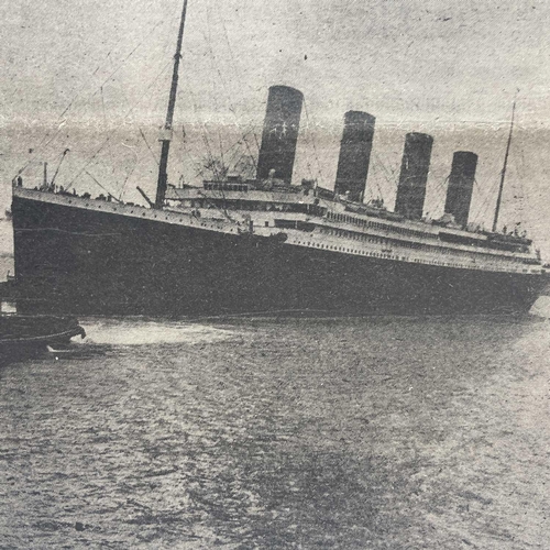 933 - Titanic - Daily Mirror 16/4/1912. Very interesting newspaper giving numerous reports about the Titan... 