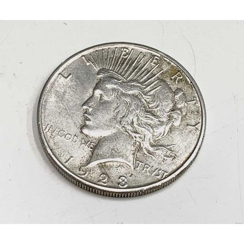 99 - USA Peace Silver Dollars - A run of four US Peace Silver Dollars: 1922; 1923.S.;1924;1926.S.; All in... 